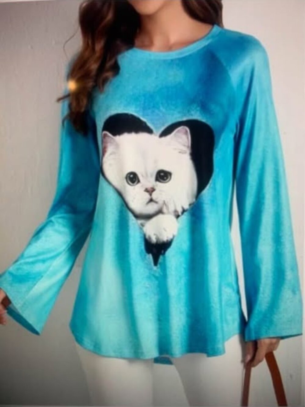 Ladies size XL Long sleeve Cat design shirt